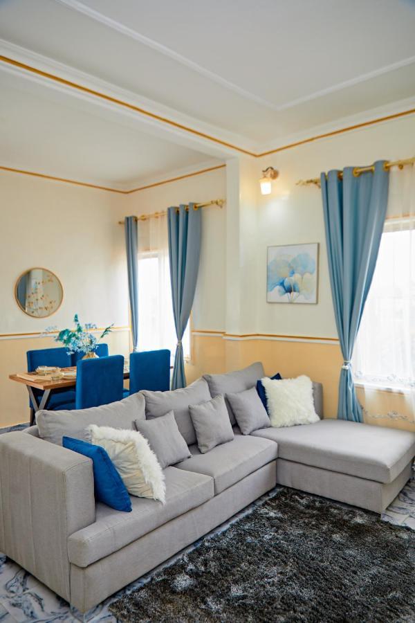 Appartement Avec Vue Panoramique Two Or Three Rooms Yaoundé Dış mekan fotoğraf